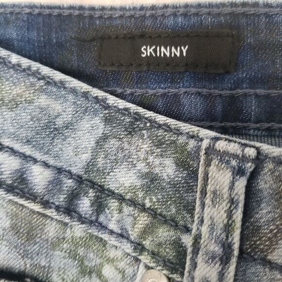NWT. ana Skinny Fliral Print Denim. Size 27/4. - Picture 4 of 16